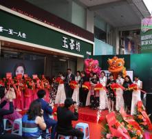 高清图片记录下的文艺演出 艺术与光影的完美融合